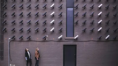 Cámaras de vigilancia en un edificio
